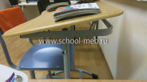 ekstra-1r-odnomestnaya-parta-s-uglom-naklona-stoleshnitsy-3