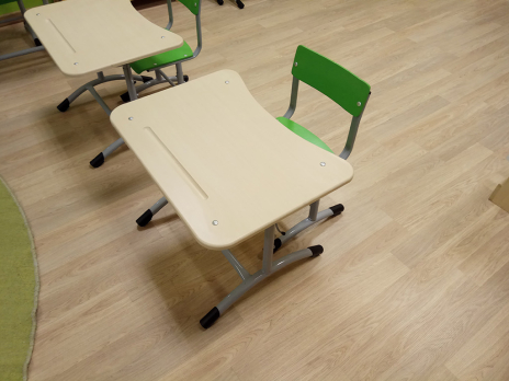 ekstra-1r-odnomestnaya-parta-s-polochkoy-i-uglom-naklona-stoleshnitsy2 ekstra-1r-odnomestnaya-parta-s-polochkoy-i-uglom-naklona-stoleshnitsy2