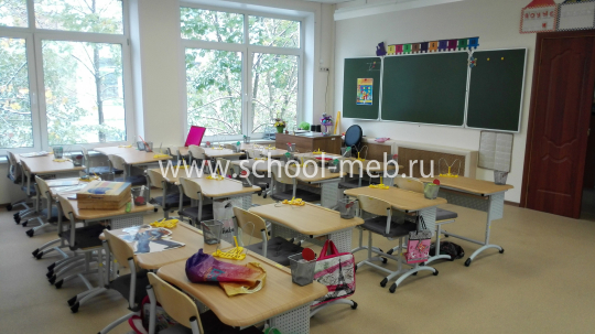 ekstra-perfo-1r-odnomestnaya-parta-s-perforirovannym-ekranom-polochkoy-i-uglom-naklona-stoleshnitsy3 ekstra-perfo-1r-odnomestnaya-parta-s-perforirovannym-ekranom-polochkoy-i-uglom-naklona-stoleshnitsy3