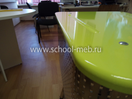 premera-1r-odnomestnaya-parta-s-perforatsiey-i-polochkoy4