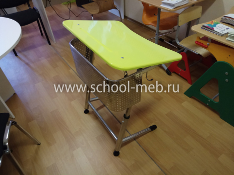 premera-1r-odnomestnaya-parta-s-perforatsiey-i-polochkoy1 premera-1r-odnomestnaya-parta-s-perforatsiey-i-polochkoy1