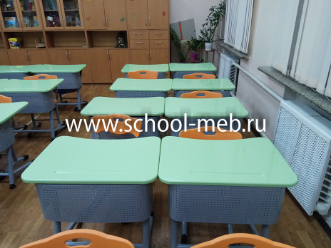 premera-2r-perfo-zelyonaya-dvuhmestnaya-parta-s-perforatsiey-i-polochkoy2 premera-2r-perfo-zelyonaya-dvuhmestnaya-parta-s-perforatsiey-i-polochkoy2