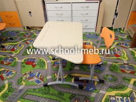 ekstra-t-odnomestnaya-parta-s-trapetsievidnoy-stoleshnitsey-i-ugrom-naklona5