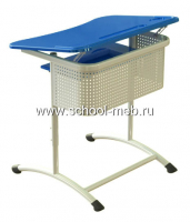 ekstra-perfo-3-pro-odnomestnaya-parta-s-ekranom-polochkoy-i-uglom-naklona-plastik10