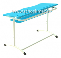 ekstra-3-pro-dvuhmestnaya-parta-s-polochkoy-i-uglom-naklona-plastik