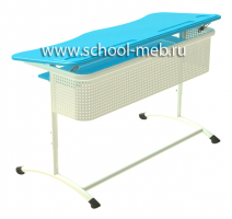 ekstra-perfo-3-pro-dvuhmestnaya-parta-s-perforirovannym-ekranom-polochkoy-i-uglom-naklona-plastik